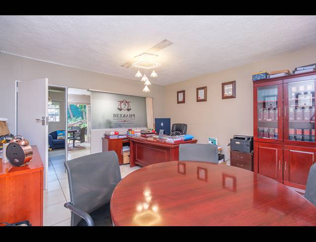 80M² OFFICE FOR SALE IN BORDEAUX